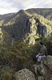 tulampanga Alumn Cliffs (kooparoona niara Great Western Tiers)